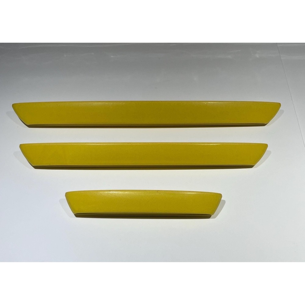 MCM Olive Boat Tray Melamine Melmac Yellow Set of 3 - Picture 7 of 15